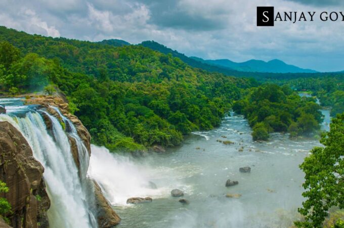 Athirappilly Falls, Kerala’s Iconic Falls Is A Must-Visit For A Day Well Spent